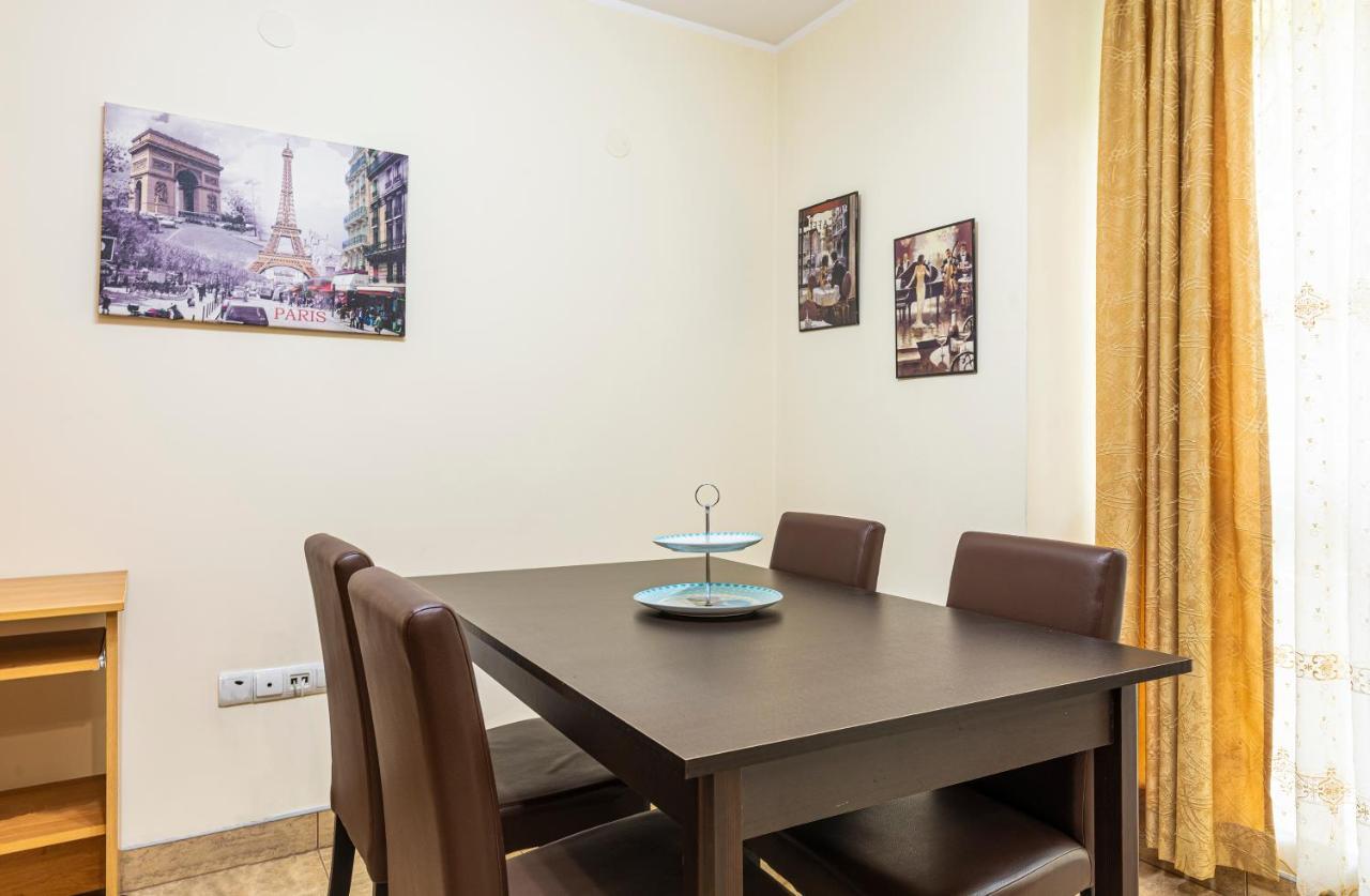 1Bd Apartment In A Calm Area Near The Centre By Flat Mаnager 플로브디프 외부 사진